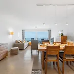 Optimist - With Sea View And Garage Apartman *