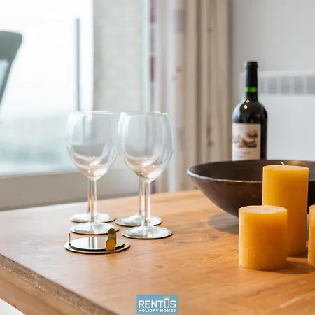 Optimist - With Sea View And Garage * Nieuport