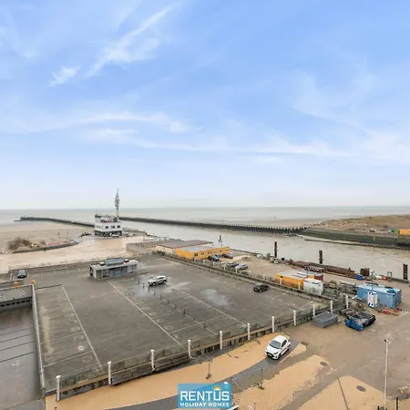 Optimist - With Sea View And Garage Appartement