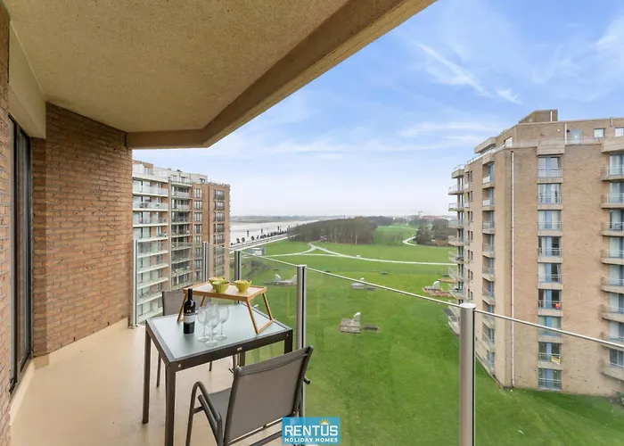 Apartman Optimist - With Sea View And Garage *