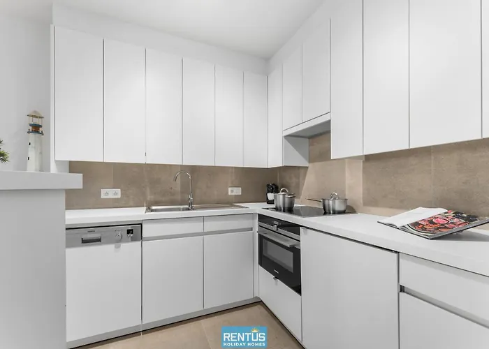 Optimist - With Sea View And Garage * Nieuwpoort